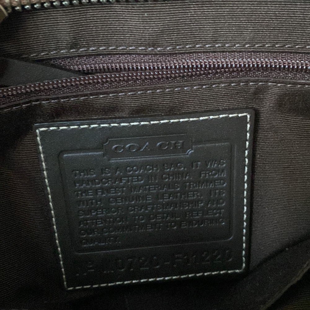COACH Logo handbag, 9x14x4 - Picture 5 of 5